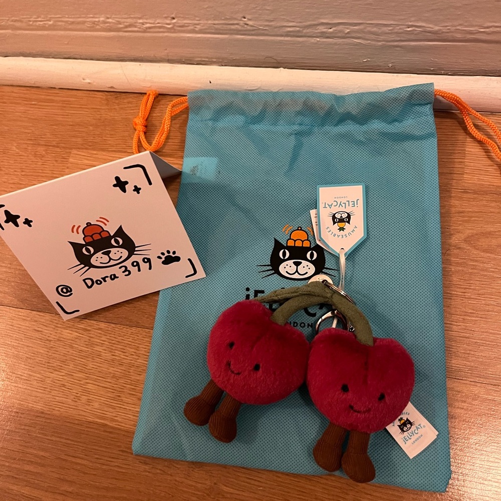 Jellycat Authentic Amuseables Cherries Bag Charm
Brand new with dust bag